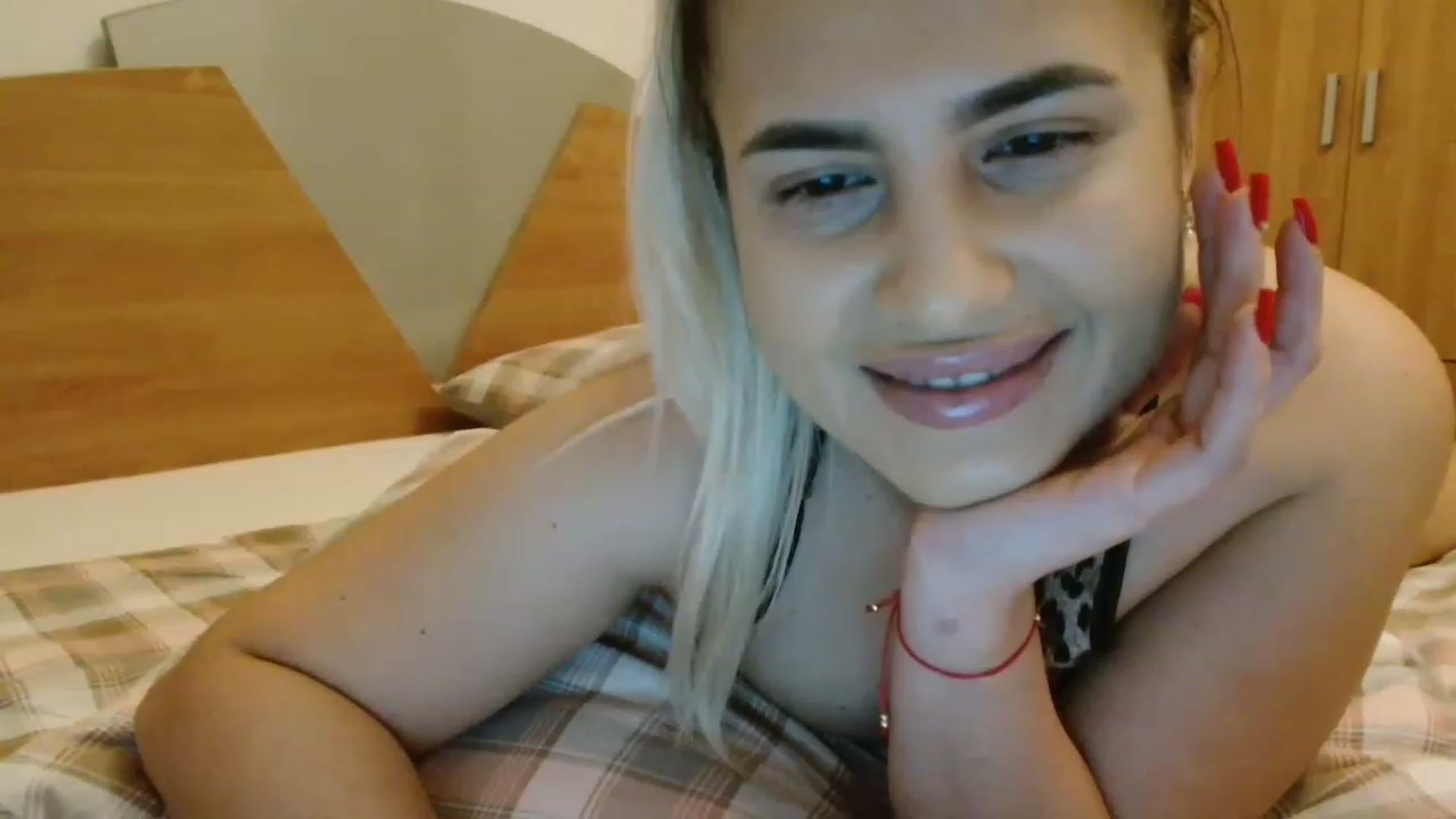 Gallery image thumbnail from MissDafina's myfreecams stream on, 01/29/2023, 23:33 image 7 of 20
