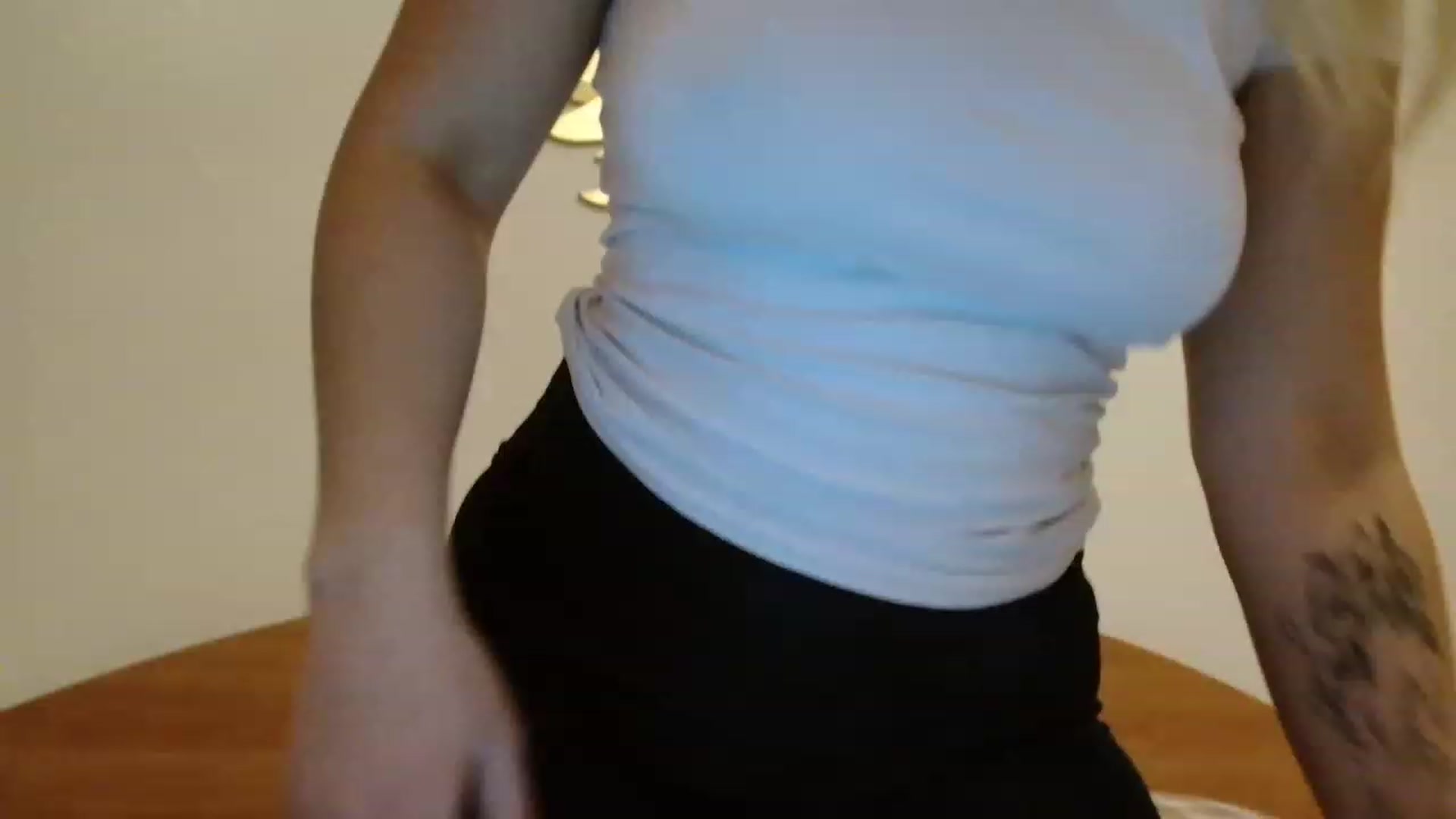 Gallery image thumbnail from MissDafina's myfreecams stream on, 02/08/2023, 24:38 image 1 of 20