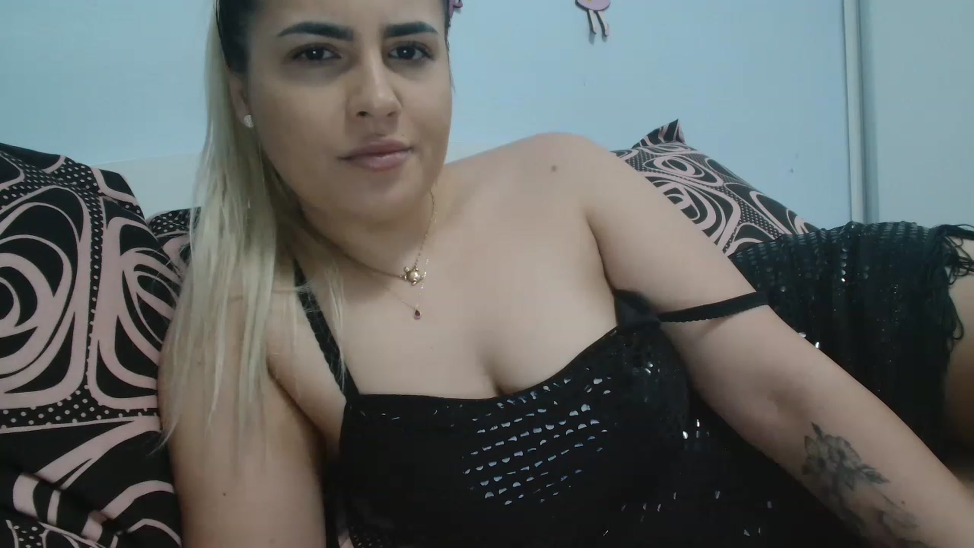 Gallery image thumbnail from MissDafina's myfreecams stream on, 02/24/2023, 12:44 image 11 of 20