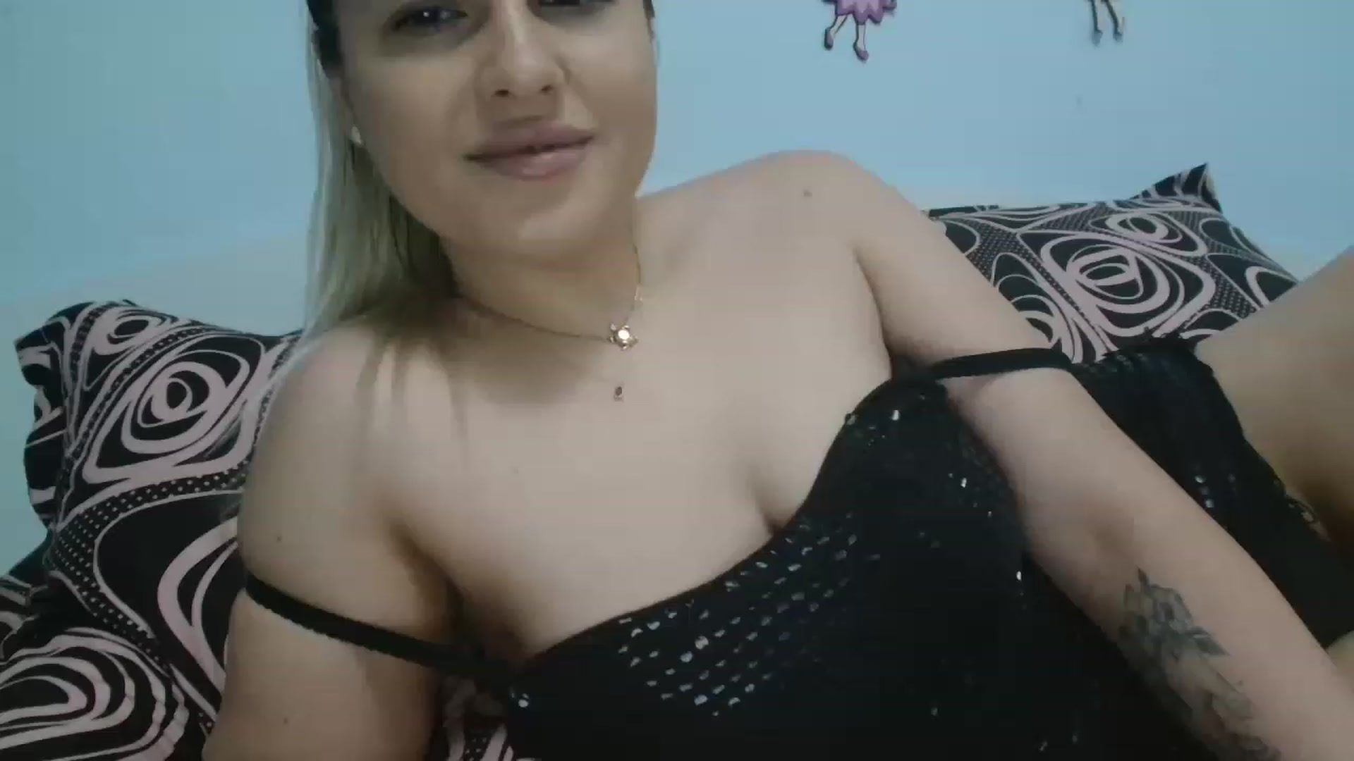 Gallery image thumbnail from MissDafina's myfreecams stream on, 02/24/2023, 14:54 image 2 of 20