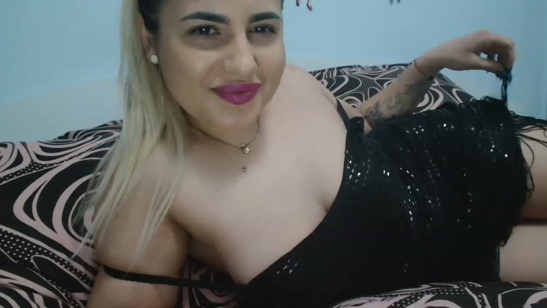 Gallery image thumbnail from MissDafina's myfreecams stream on, 02/24/2023, 16:04 image 9 of 20