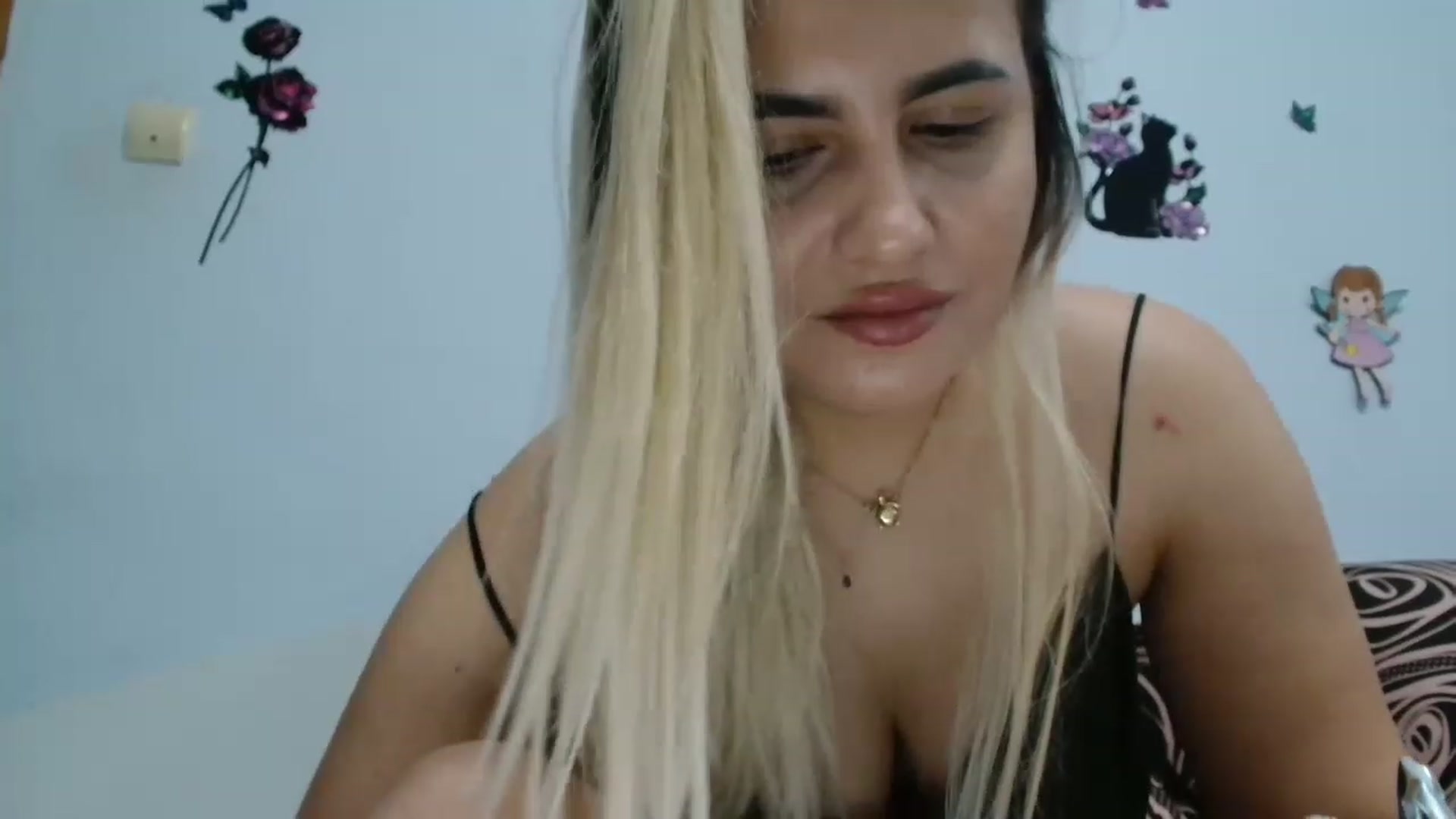 Gallery image thumbnail from MissDafina's myfreecams stream on, 02/25/2023, 12:34 image 20 of 20