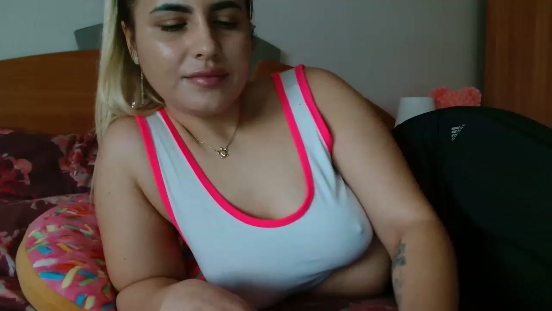 Gallery image thumbnail from MissDafina's myfreecams stream on, 02/28/2023, 11:52 image 8 of 20