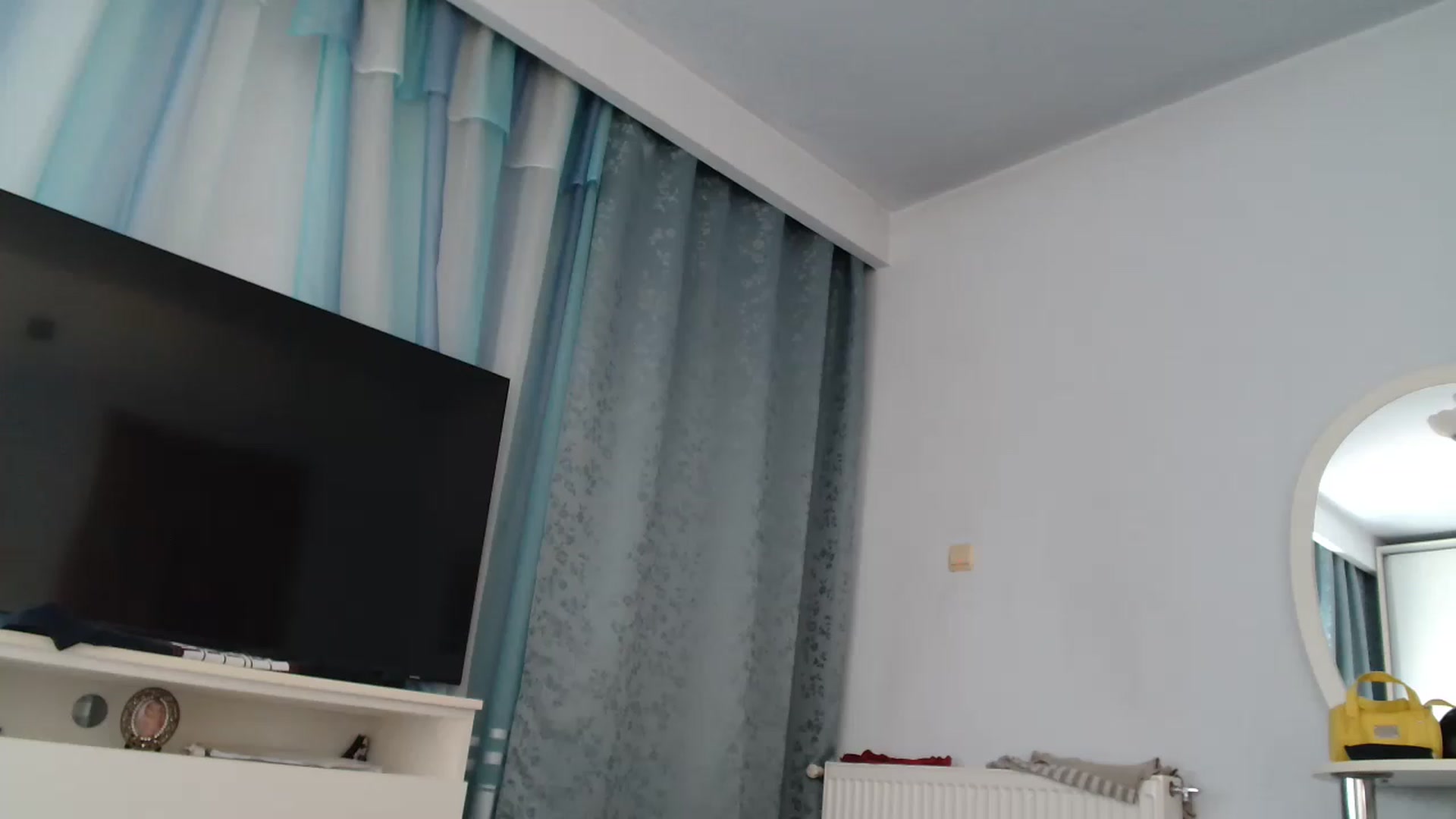 Gallery image thumbnail from MissDafina's myfreecams stream on, 03/05/2023, 12:38 image 15 of 20