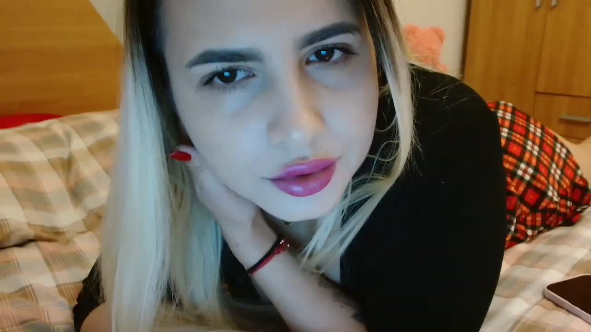 Gallery image thumbnail from MissDafina's myfreecams stream on, 03/12/2023, 13:03 image 10 of 20
