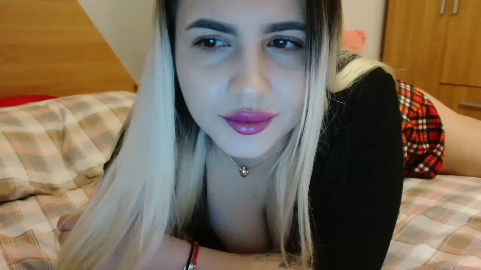 Gallery image thumbnail from MissDafina's myfreecams stream on, 03/12/2023, 13:03 image 13 of 20