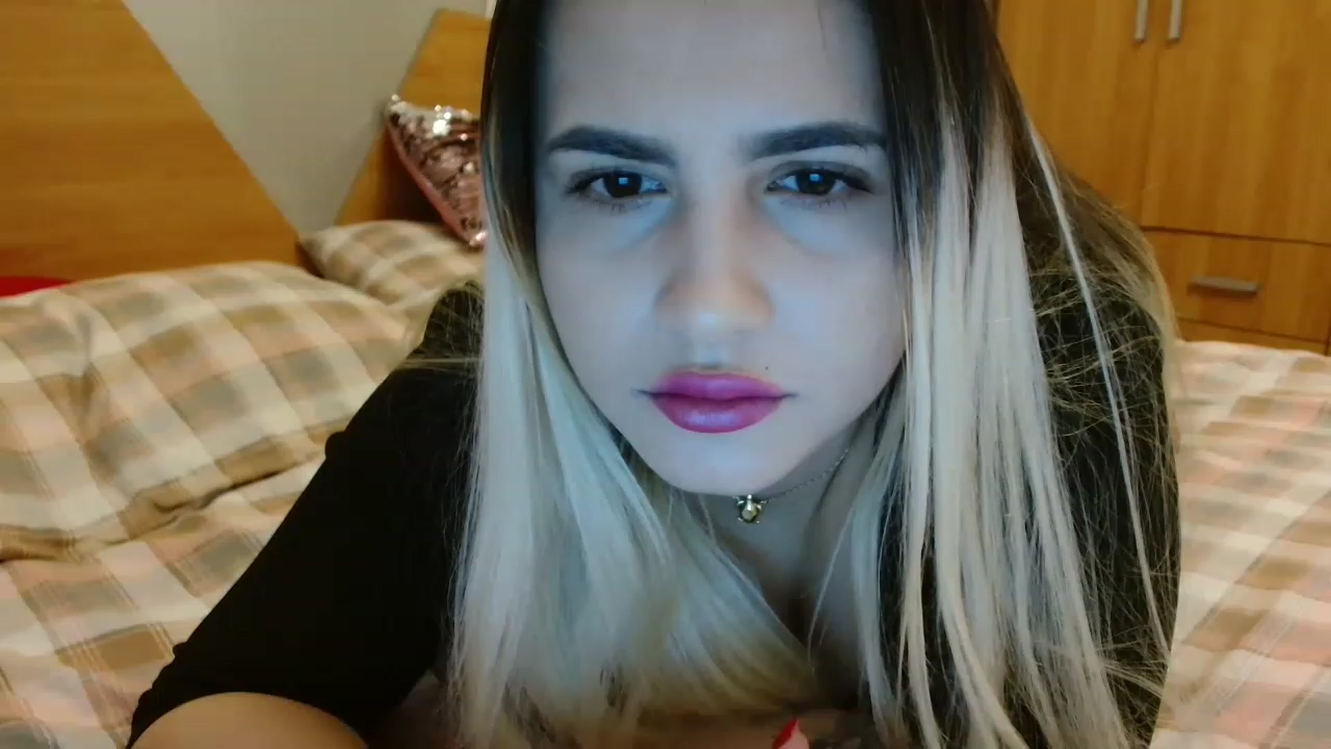 Gallery image thumbnail from MissDafina's myfreecams stream on, 03/12/2023, 13:03 image 16 of 20