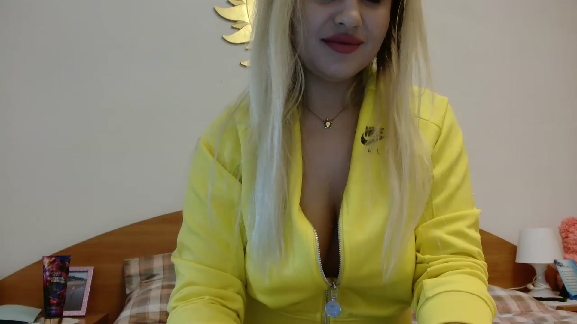 Gallery image thumbnail from MissDafina's myfreecams stream on, 03/12/2023, 15:17 image 7 of 20