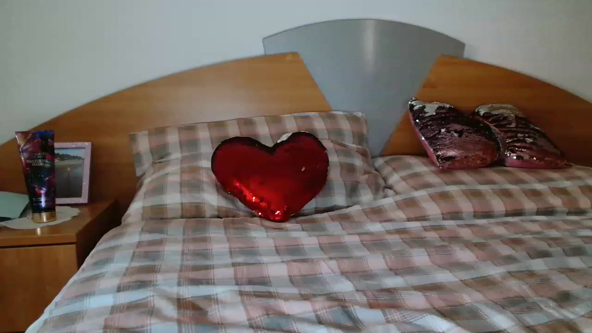 Gallery image thumbnail from MissDafina's myfreecams stream on, 03/12/2023, 15:17 image 14 of 20