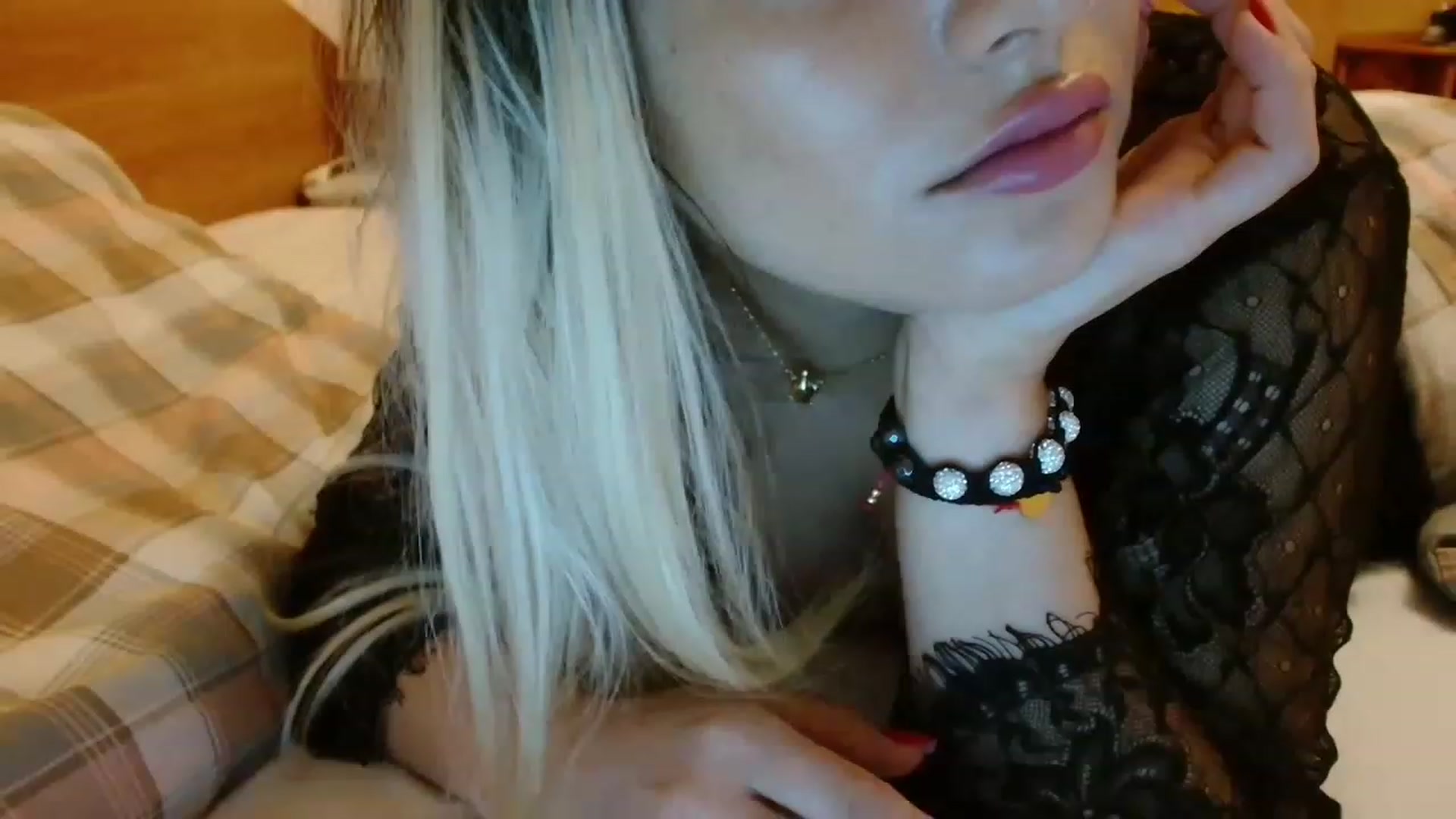 Gallery image thumbnail from MissDafina's myfreecams stream on, 03/13/2023, 23:26 image 13 of 20