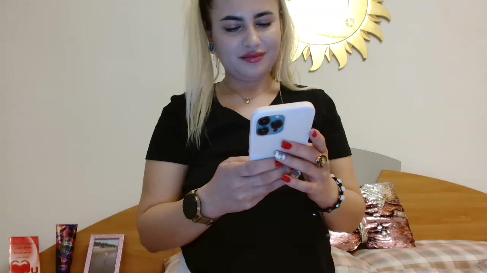 Gallery image thumbnail from MissDafina's myfreecams stream on, 03/14/2023, 15:11 image 13 of 20