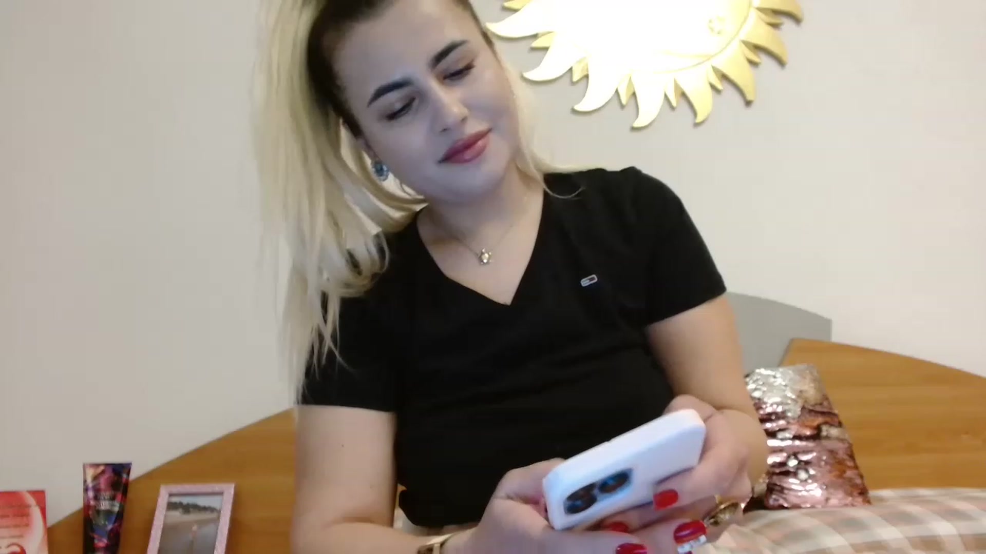 Gallery image thumbnail from MissDafina's myfreecams stream on, 03/14/2023, 15:11 image 7 of 20