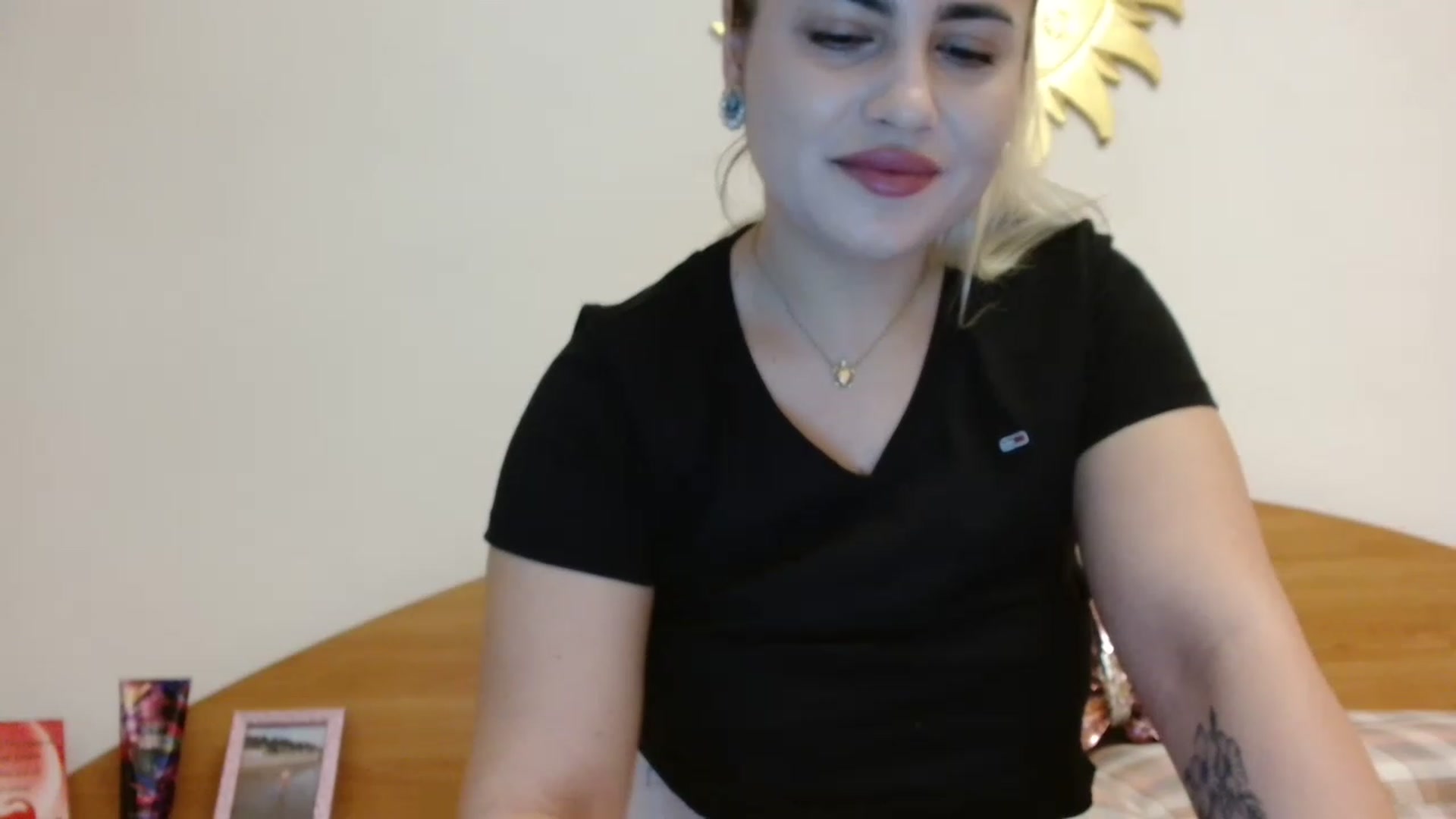 Gallery image thumbnail from MissDafina's myfreecams stream on, 03/14/2023, 15:11 image 8 of 20