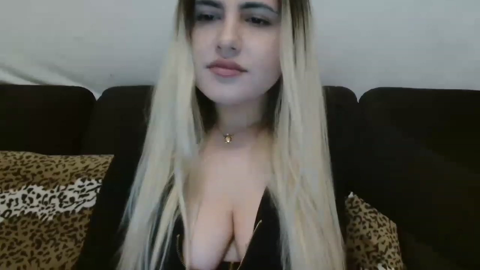 Gallery image thumbnail from MissDafina's myfreecams stream on, 03/23/2023, 24:19 image 1 of 20