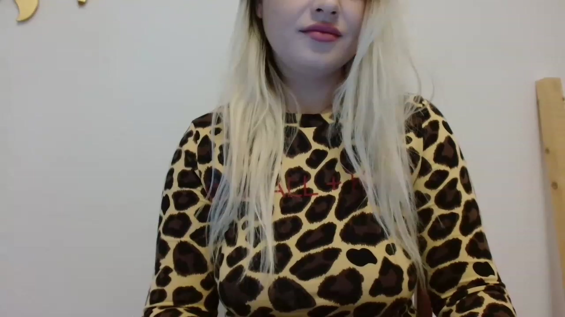 Gallery image thumbnail from MissDafina's myfreecams stream on, 03/26/2023, 16:06 image 14 of 20