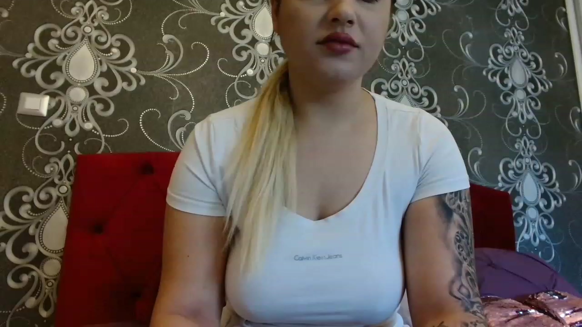 Gallery image thumbnail from MissDafina's myfreecams stream on, 04/23/2023, 12:05 image 4 of 20