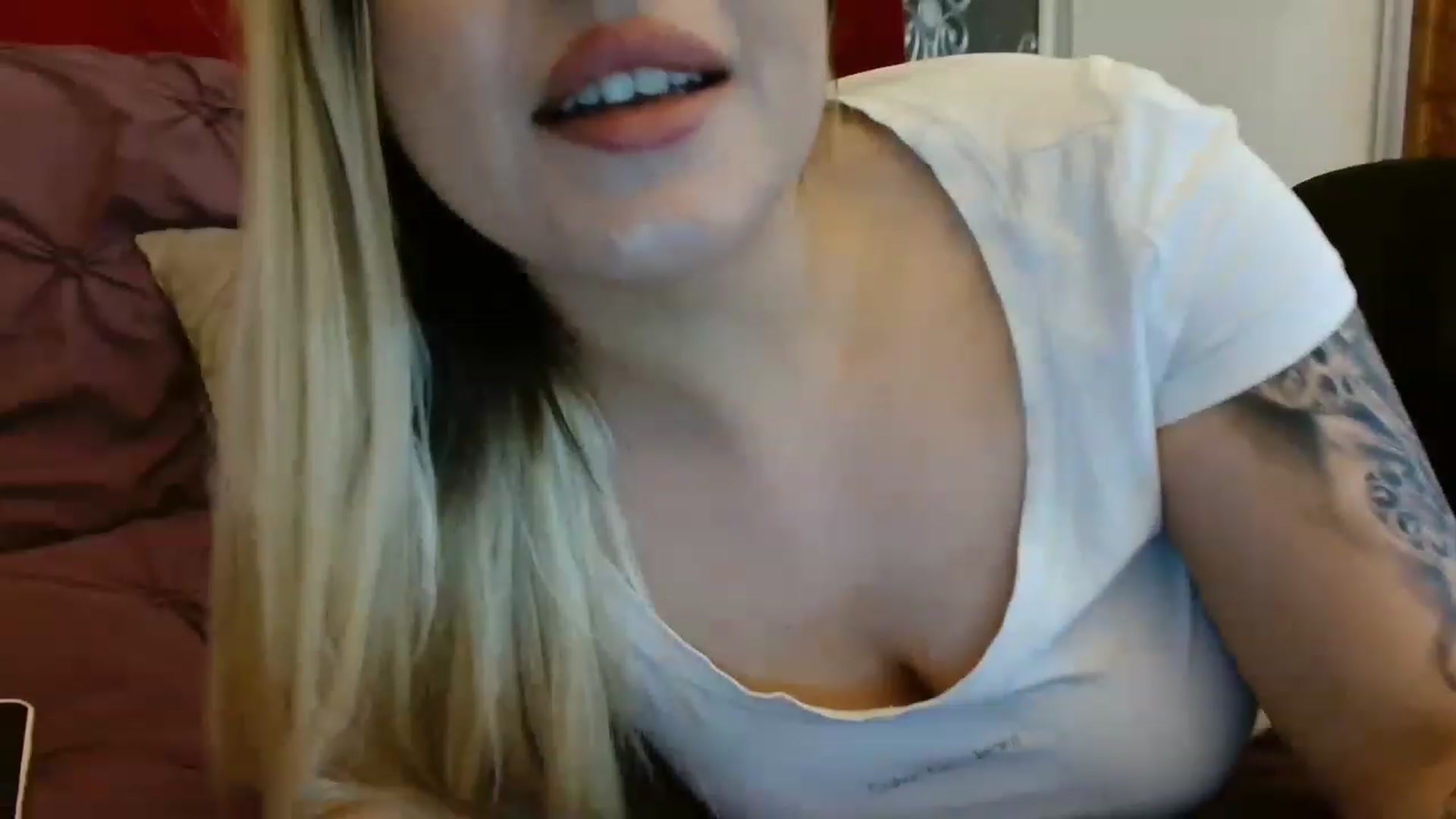 Gallery image thumbnail from MissDafina's myfreecams stream on, 04/23/2023, 15:32 image 13 of 20