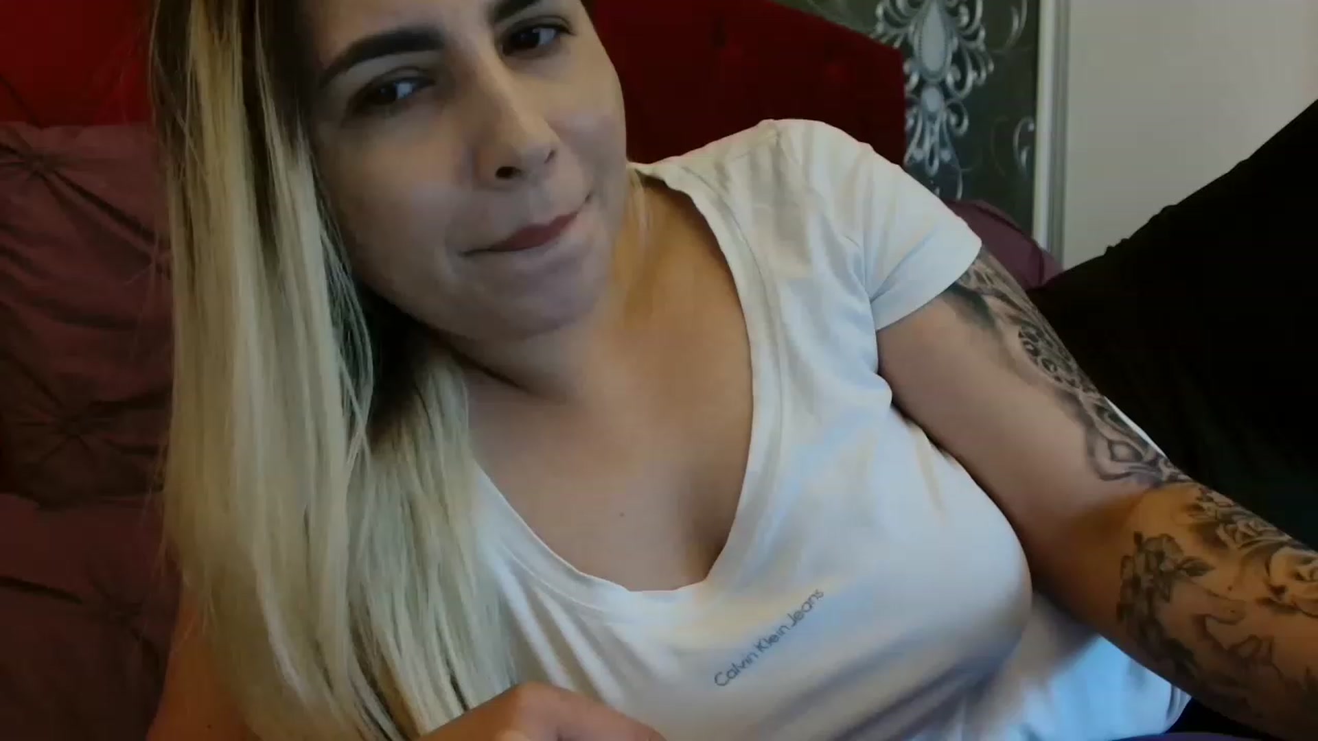 Gallery image thumbnail from MissDafina's myfreecams stream on, 04/23/2023, 15:32 image 15 of 20
