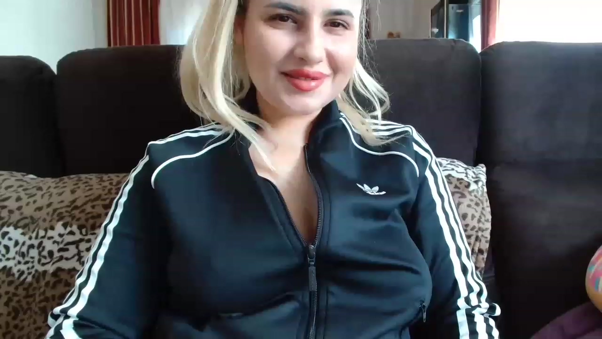 Gallery image thumbnail from MissDafina's myfreecams stream on, 04/24/2023, 08:18 image 18 of 20