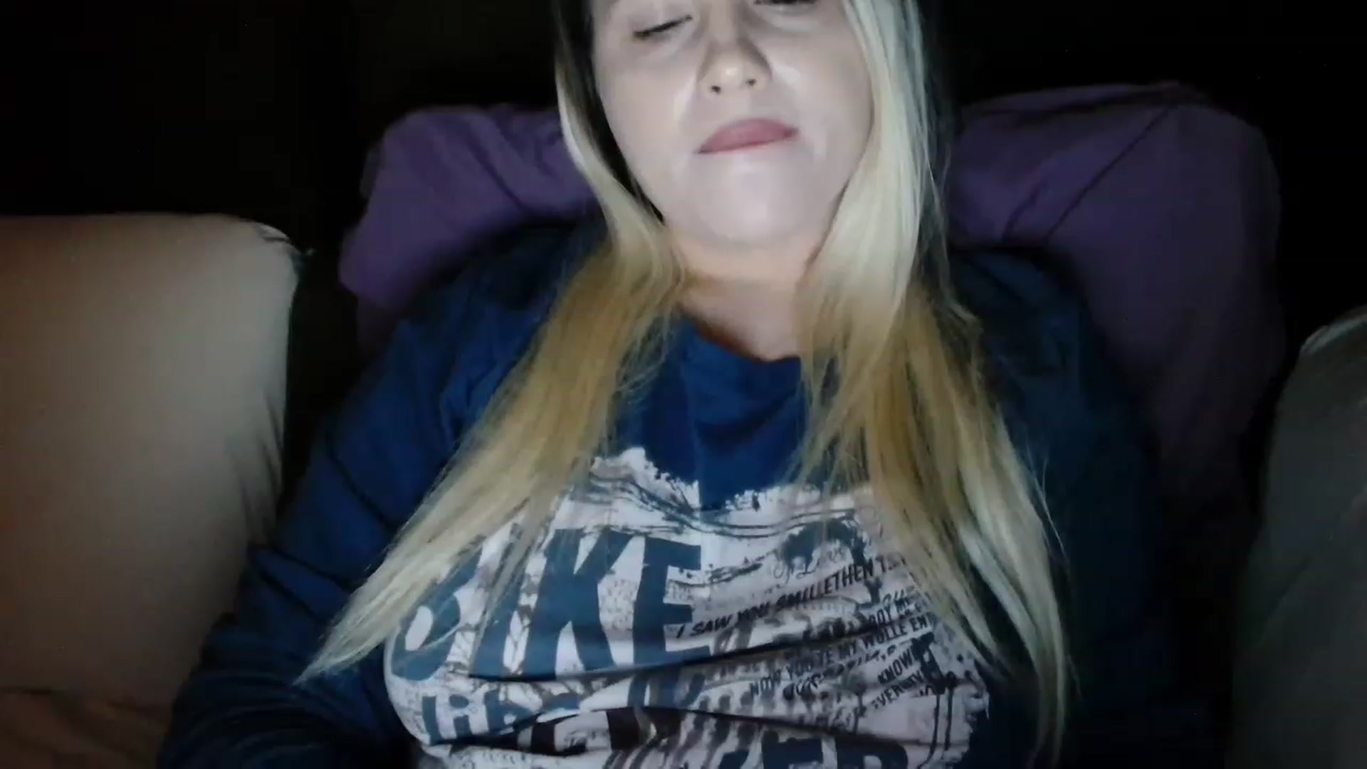 Gallery image thumbnail from MissDafina's myfreecams stream on, 04/28/2023, 24:20 image 20 of 20