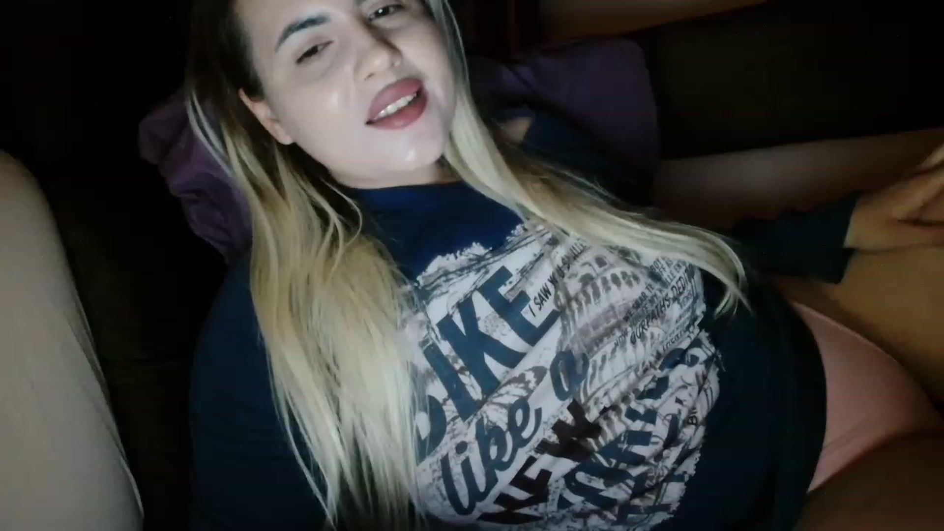 Gallery image thumbnail from MissDafina's myfreecams stream on, 04/28/2023, 24:20 image 16 of 20