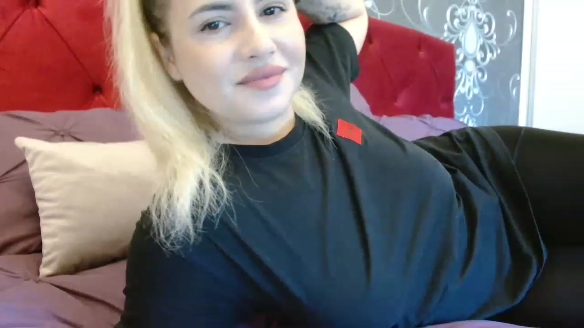 Gallery image thumbnail from MissDafina's myfreecams stream on, 05/06/2023, 14:55 image 1 of 20