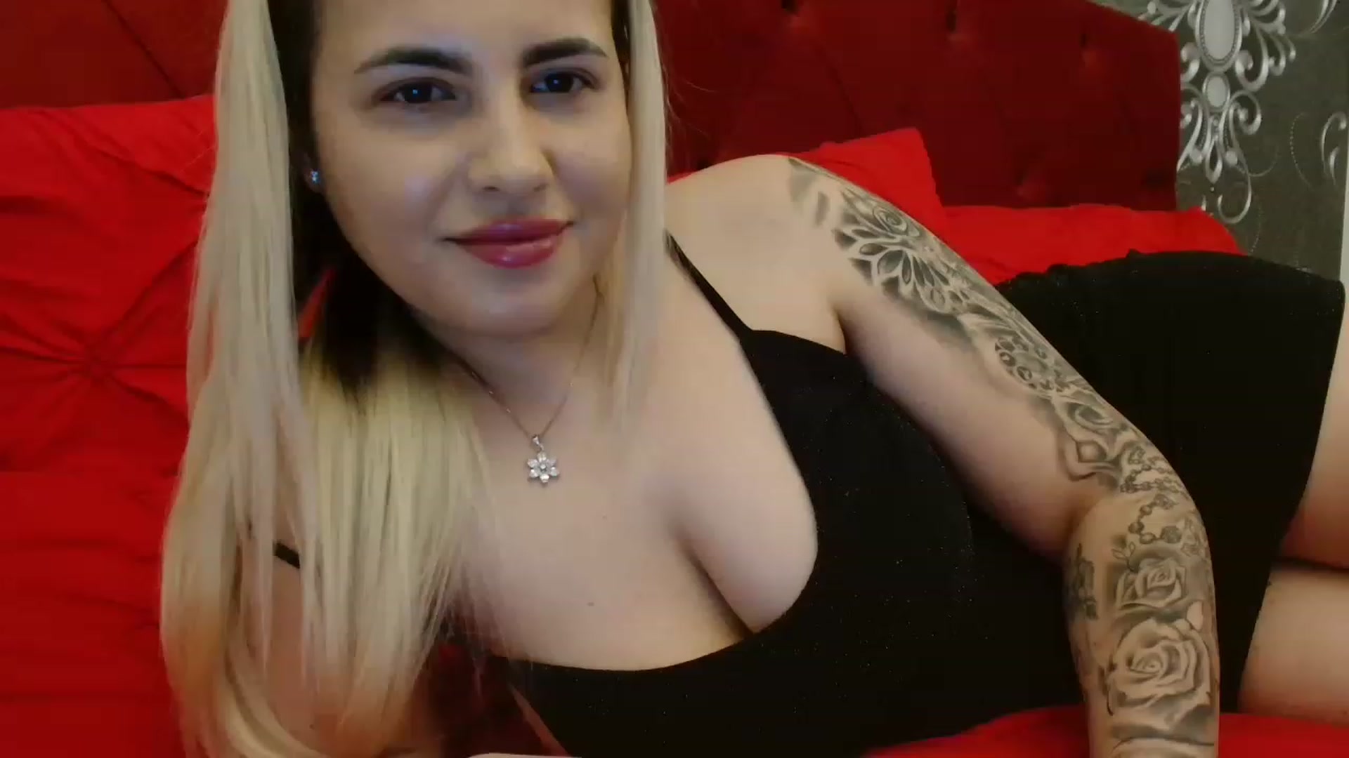Gallery image thumbnail from MissDafina's myfreecams stream on, 05/13/2023, 18:24 image 11 of 20