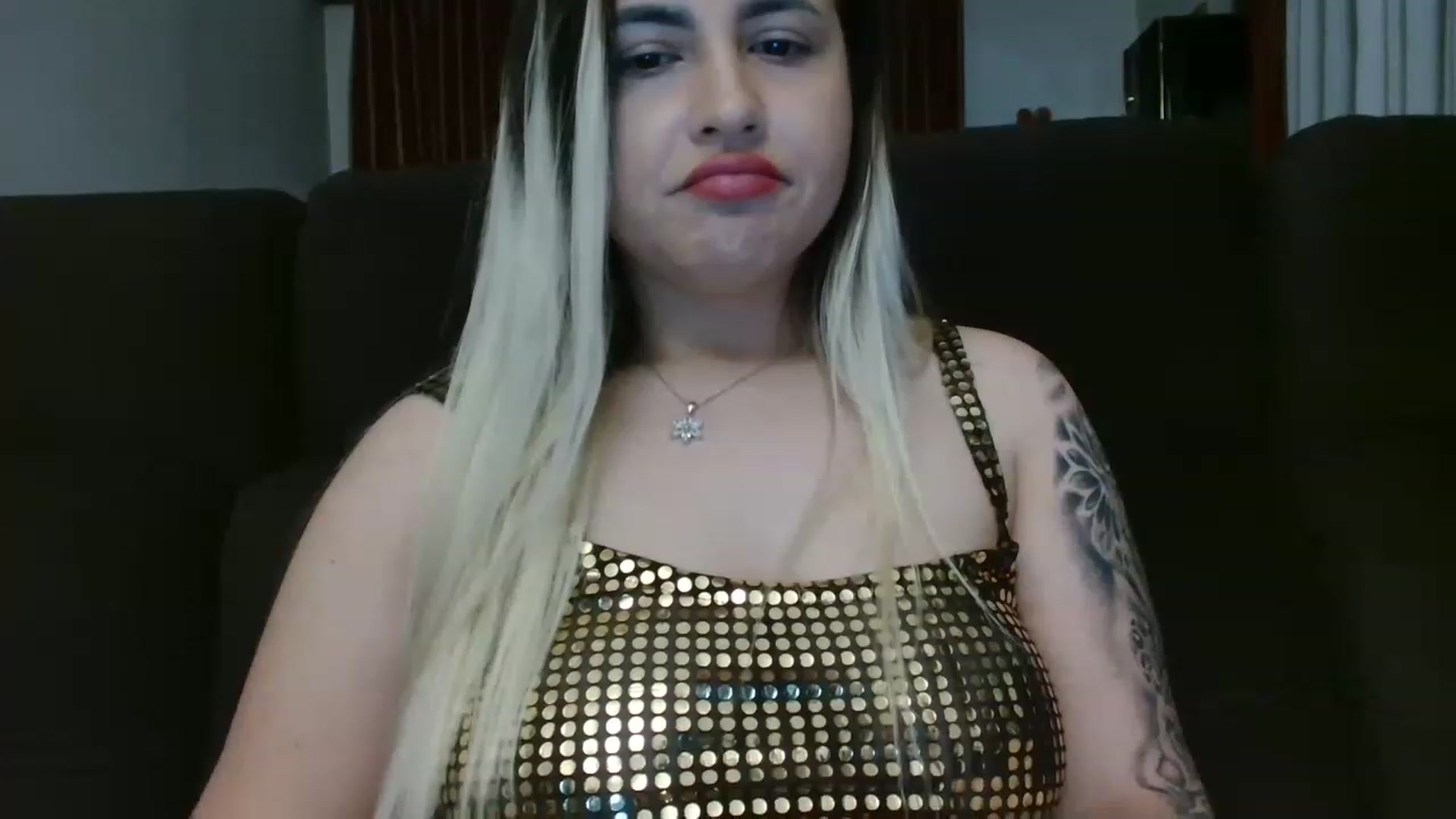 Gallery image thumbnail from MissDafina's myfreecams stream on, 05/18/2023, 23:28 image 4 of 20