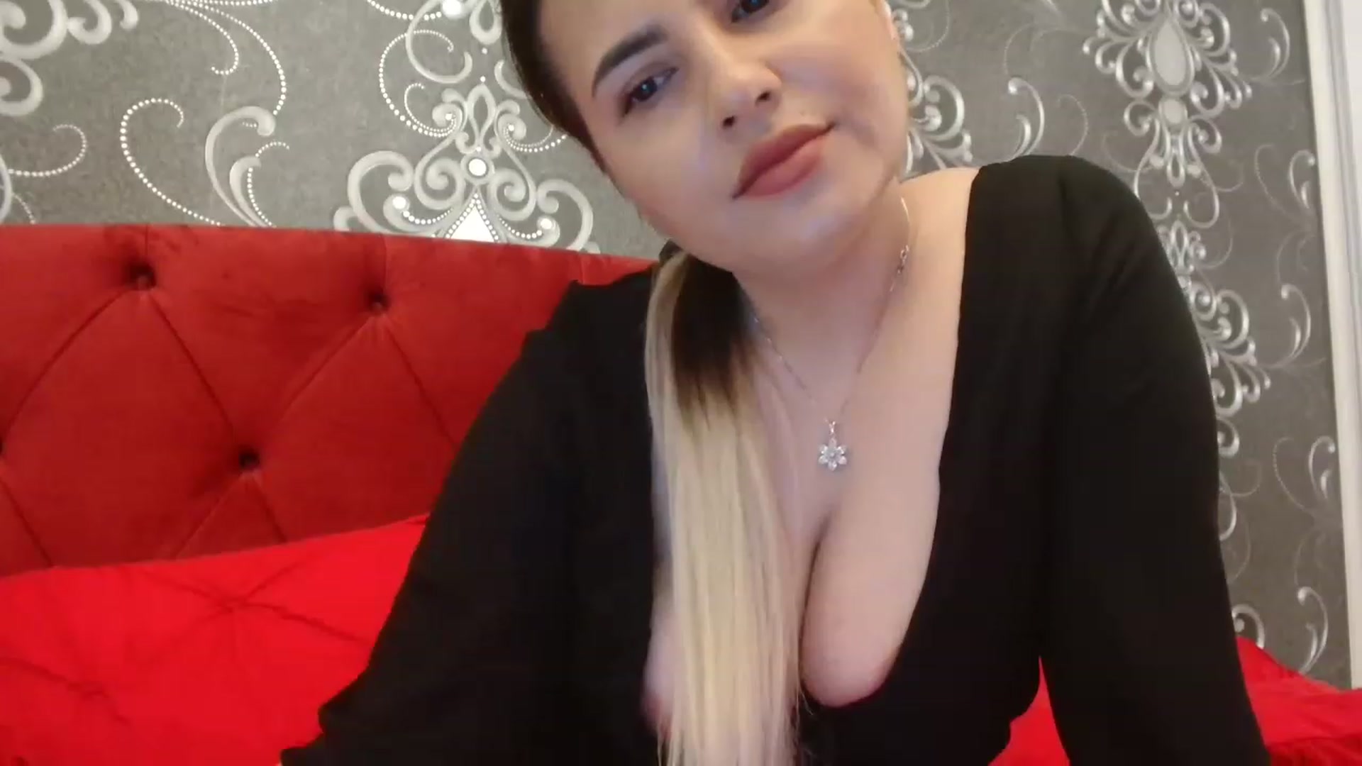 Gallery image thumbnail from MissDafina's myfreecams stream on, 05/19/2023, 14:33 image 10 of 20