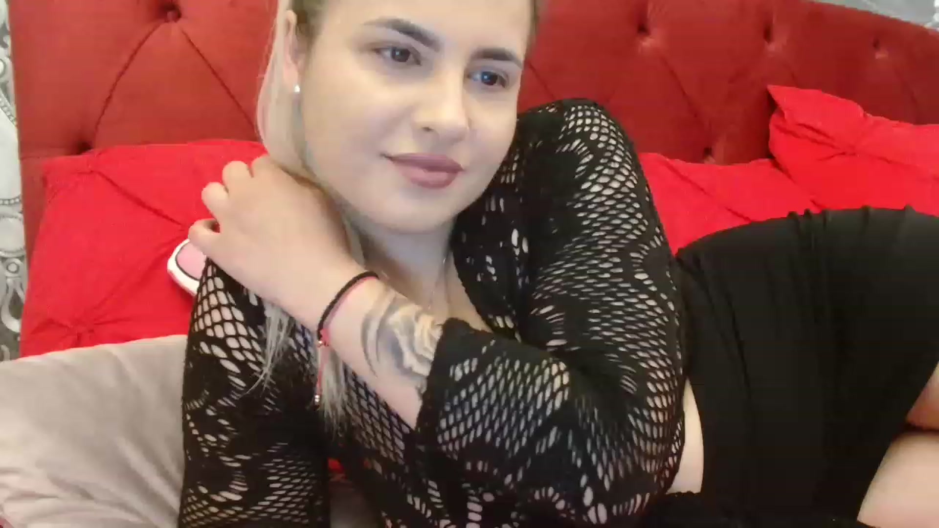 Gallery image thumbnail from MissDafina's myfreecams stream on, 05/23/2023, 12:48 image 8 of 20