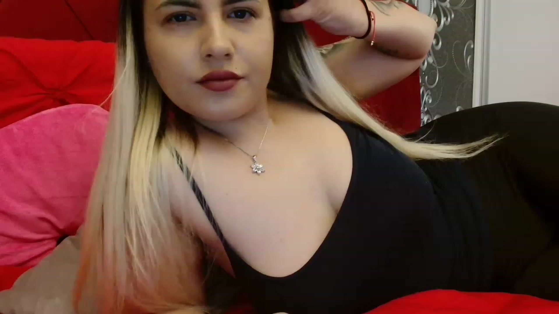 Gallery image thumbnail from MissDafina's myfreecams stream on, 05/25/2023, 13:26 image 5 of 20