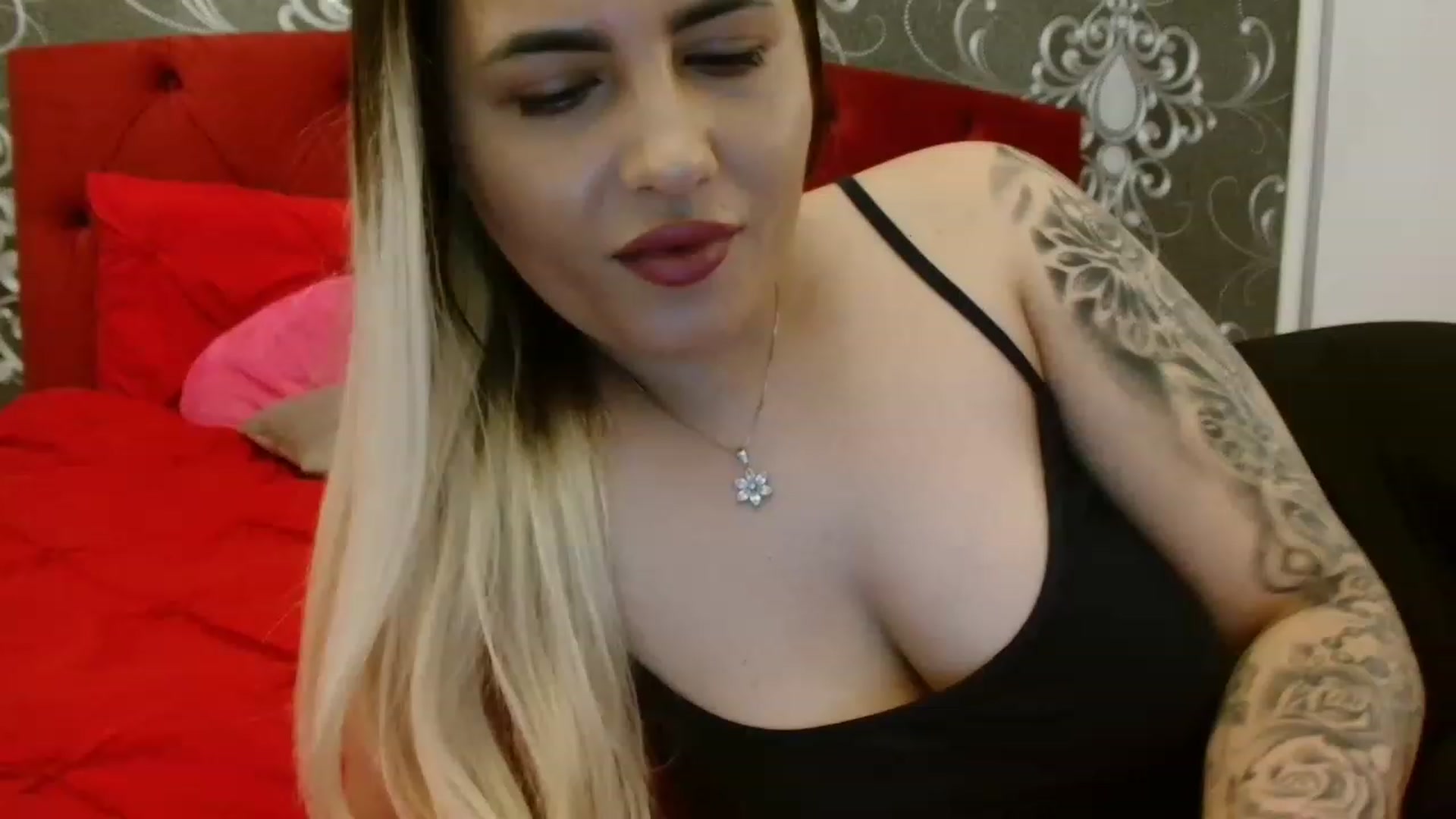 Gallery image thumbnail from MissDafina's myfreecams stream on, 05/25/2023, 13:56 image 8 of 20