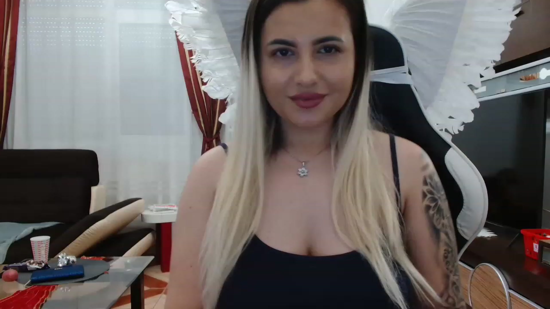 Gallery image thumbnail from MissDafina's myfreecams stream on, 05/25/2023, 15:14 image 1 of 20