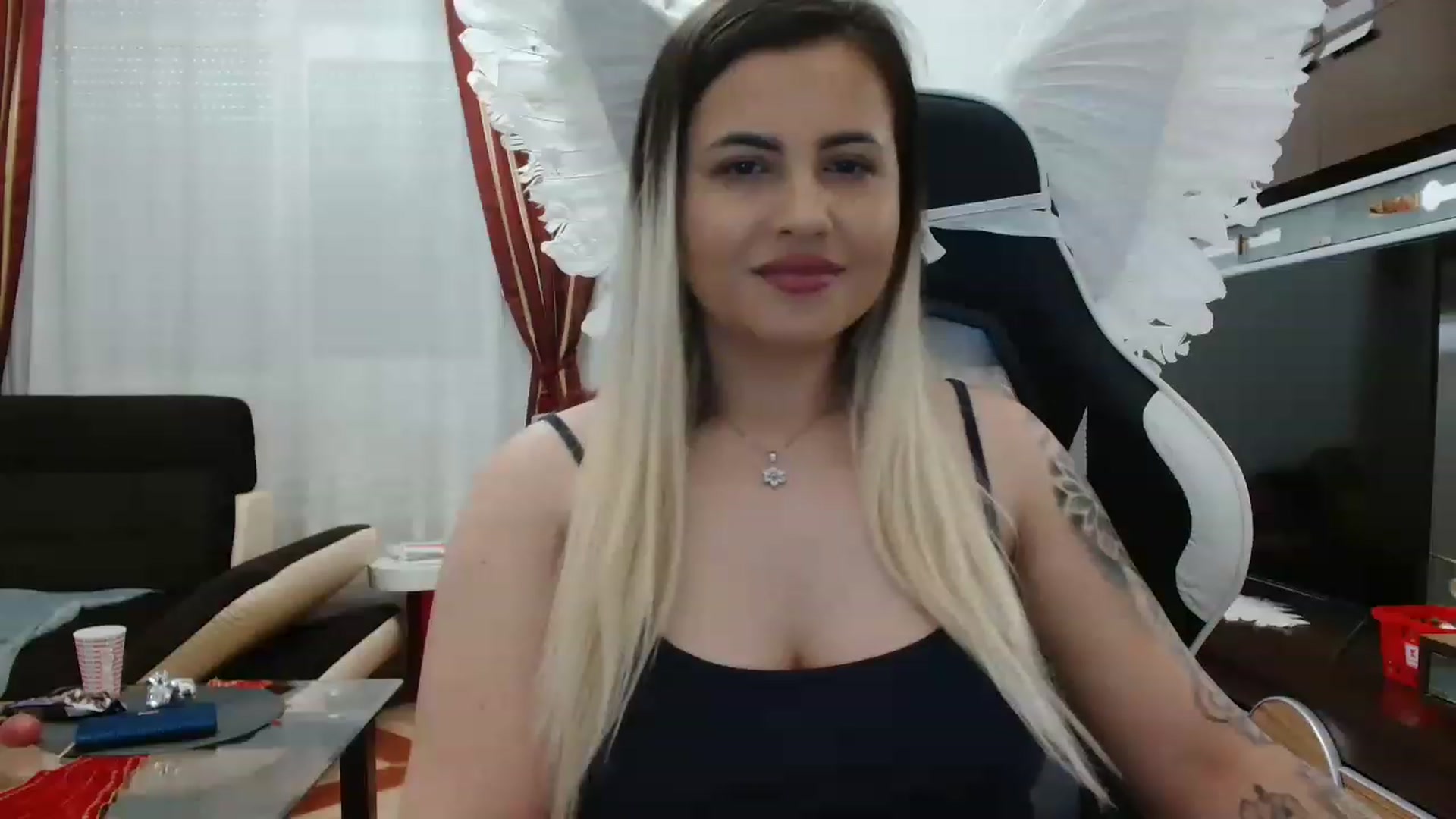 Gallery image thumbnail from MissDafina's myfreecams stream on, 05/25/2023, 15:14 image 2 of 20