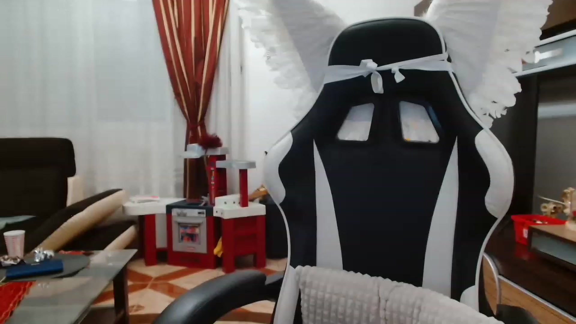 Gallery image thumbnail from MissDafina's myfreecams stream on, 05/25/2023, 15:14 image 17 of 20