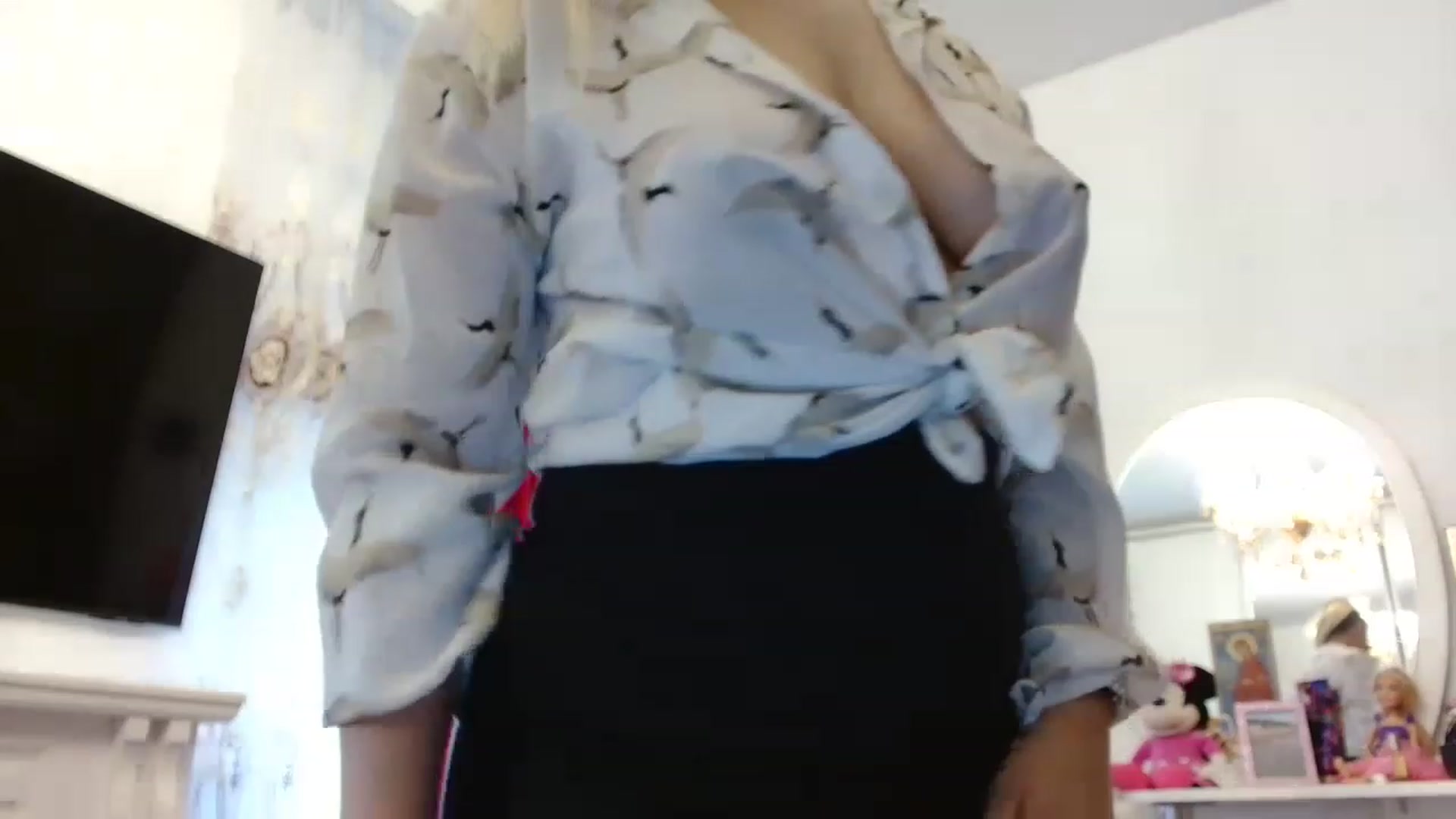 Gallery image thumbnail from MissDafina's myfreecams stream on, 05/27/2023, 14:40 image 8 of 20