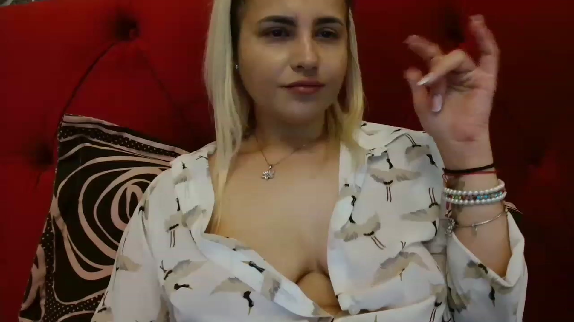 Gallery image thumbnail from MissDafina's myfreecams stream on, 05/27/2023, 14:40 image 6 of 20