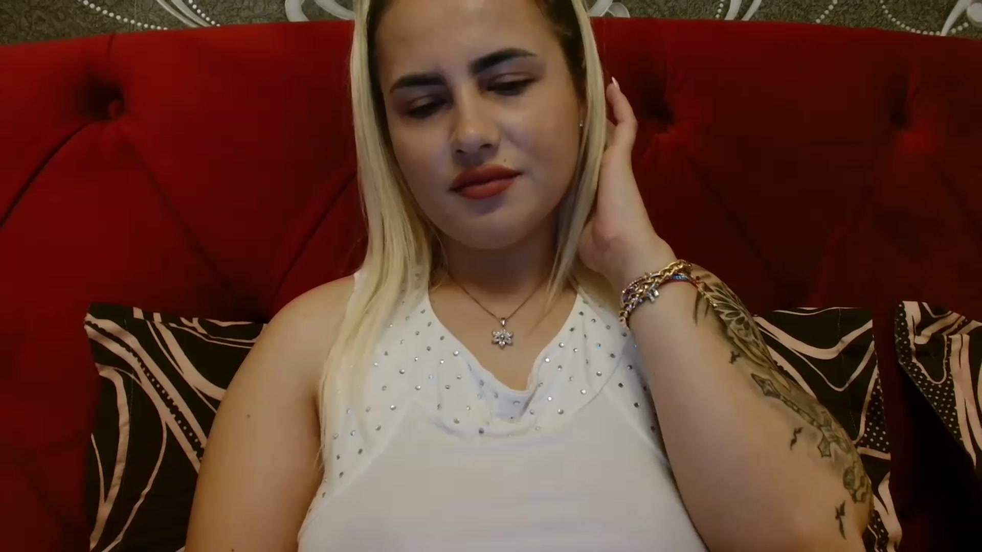 Gallery image thumbnail from MissDafina's myfreecams stream on, 05/31/2023, 14:01 image 6 of 20