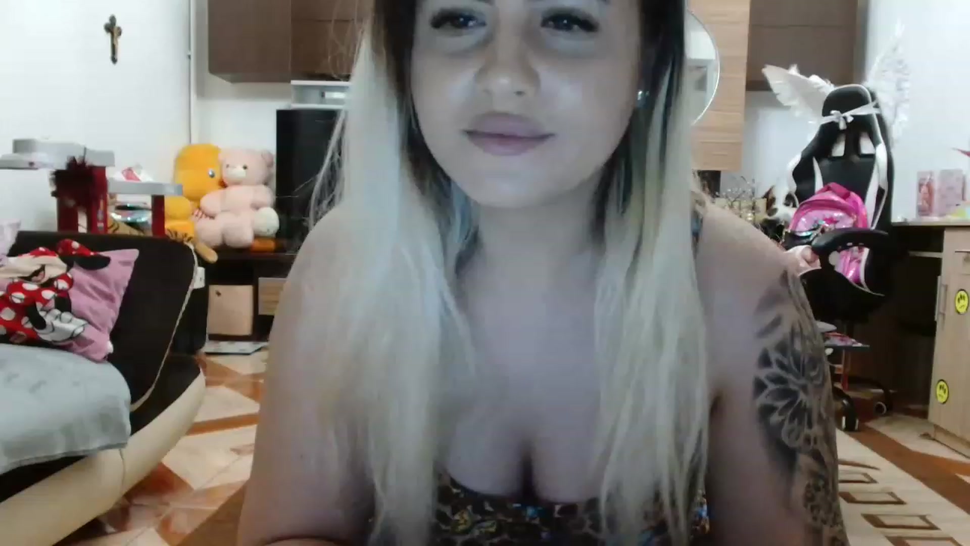 Gallery image thumbnail from MissDafina's myfreecams stream on, 06/08/2023, 18:47 image 3 of 20