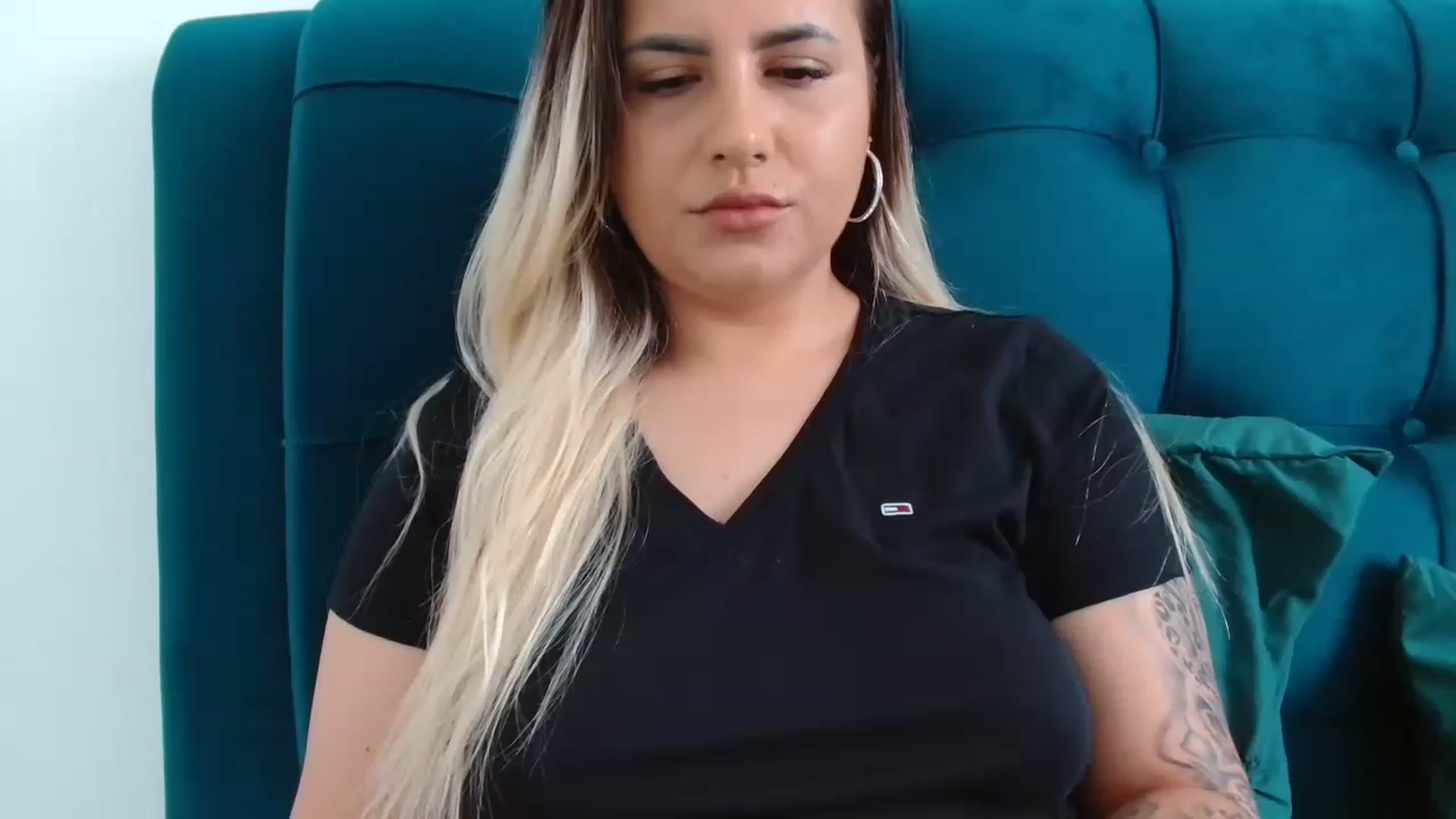 Gallery image thumbnail from MissDafina's myfreecams stream on, 06/25/2023, 11:20 image 6 of 20