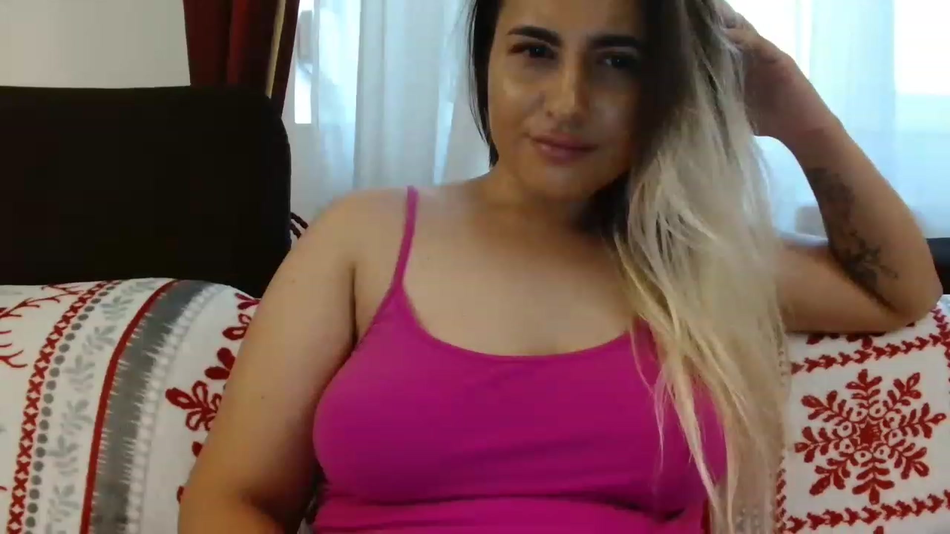 Gallery image thumbnail from MissDafina's myfreecams stream on, 08/21/2023, 16:32 image 19 of 20