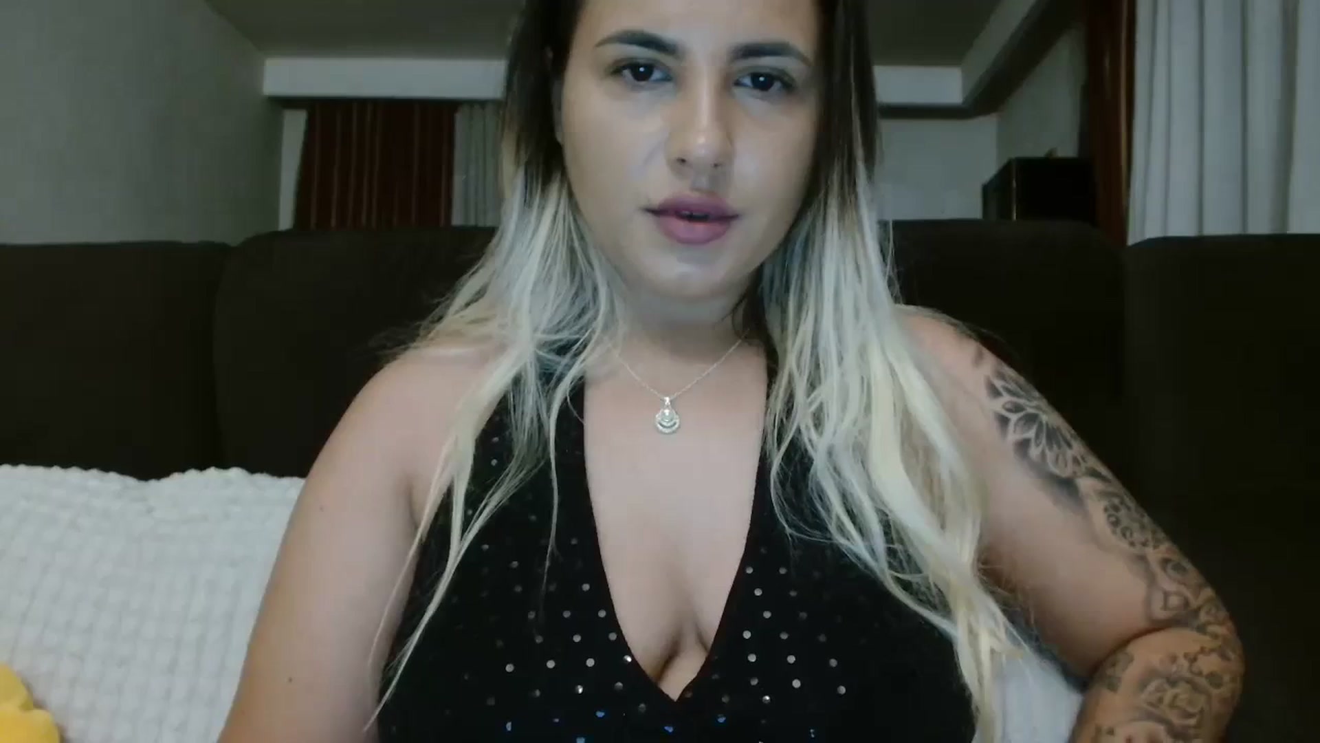 Gallery image thumbnail from MissDafina's myfreecams stream on, 08/23/2023, 22:11 image 5 of 20