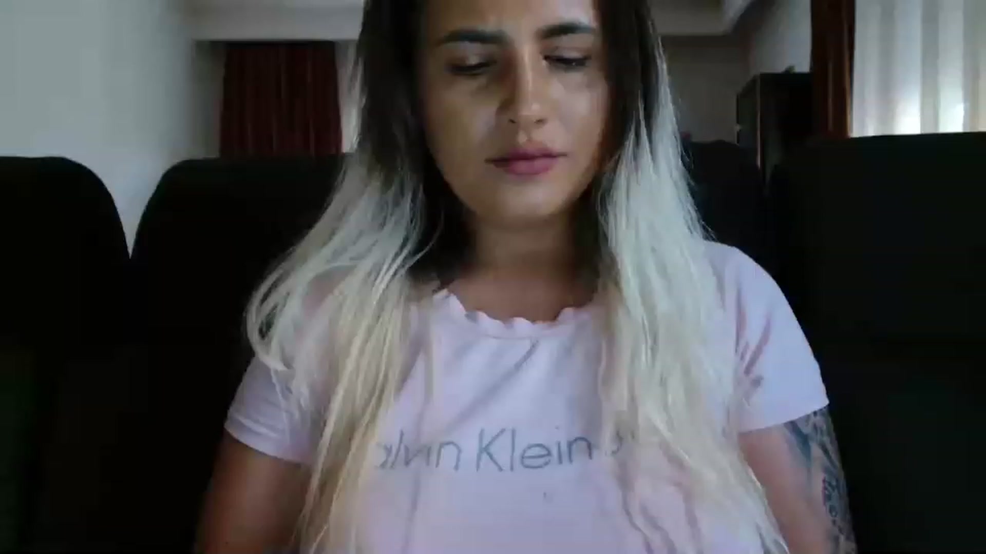 Gallery image thumbnail from MissDafina's myfreecams stream on, 08/25/2023, 15:11 image 9 of 20
