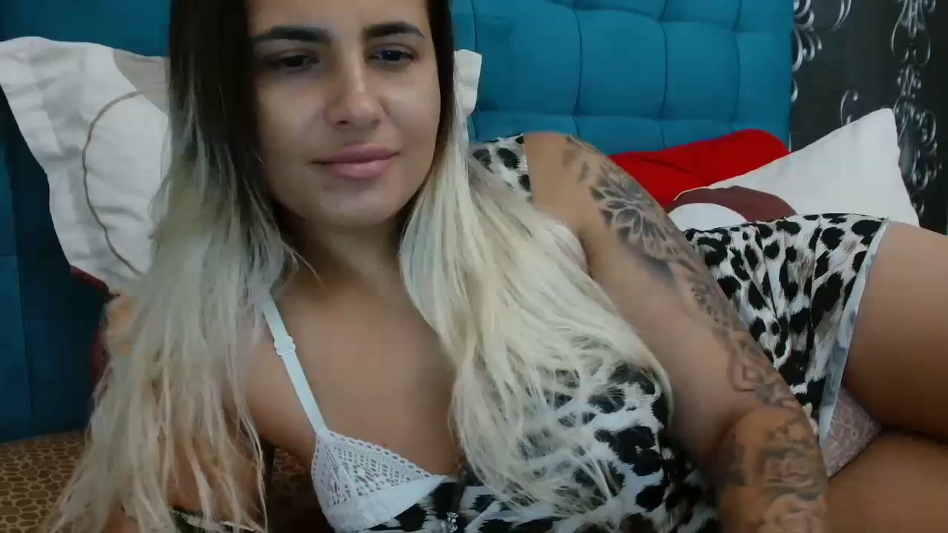 Gallery image thumbnail from MissDafina's myfreecams stream on, 09/30/2023, 15:00 image 1 of 20