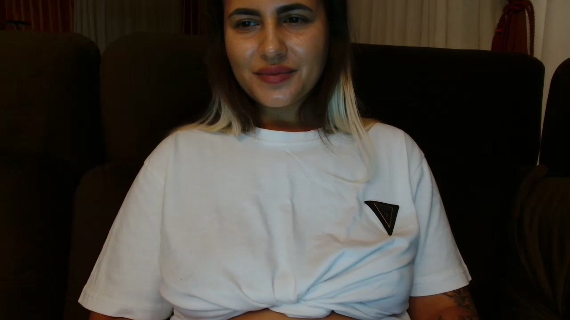 Gallery image thumbnail from MissDafina's myfreecams stream on, 10/23/2023, 23:41 image 20 of 20