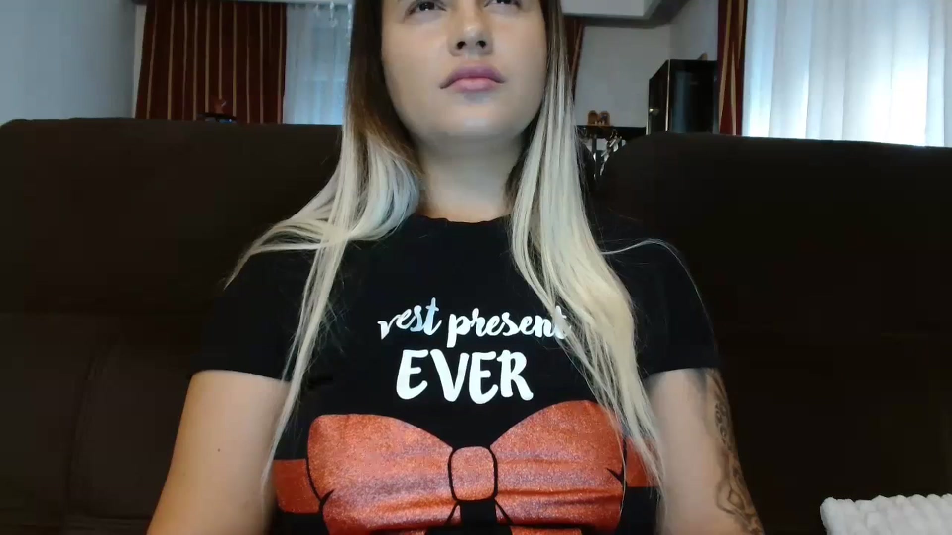 Gallery image thumbnail from MissDafina's myfreecams stream on, 10/24/2023, 07:10 image 14 of 20