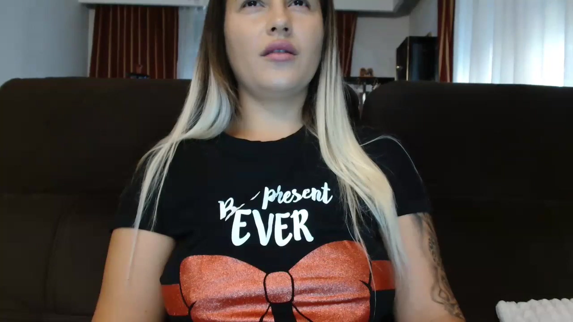 Gallery image thumbnail from MissDafina's myfreecams stream on, 10/24/2023, 07:10 image 9 of 20