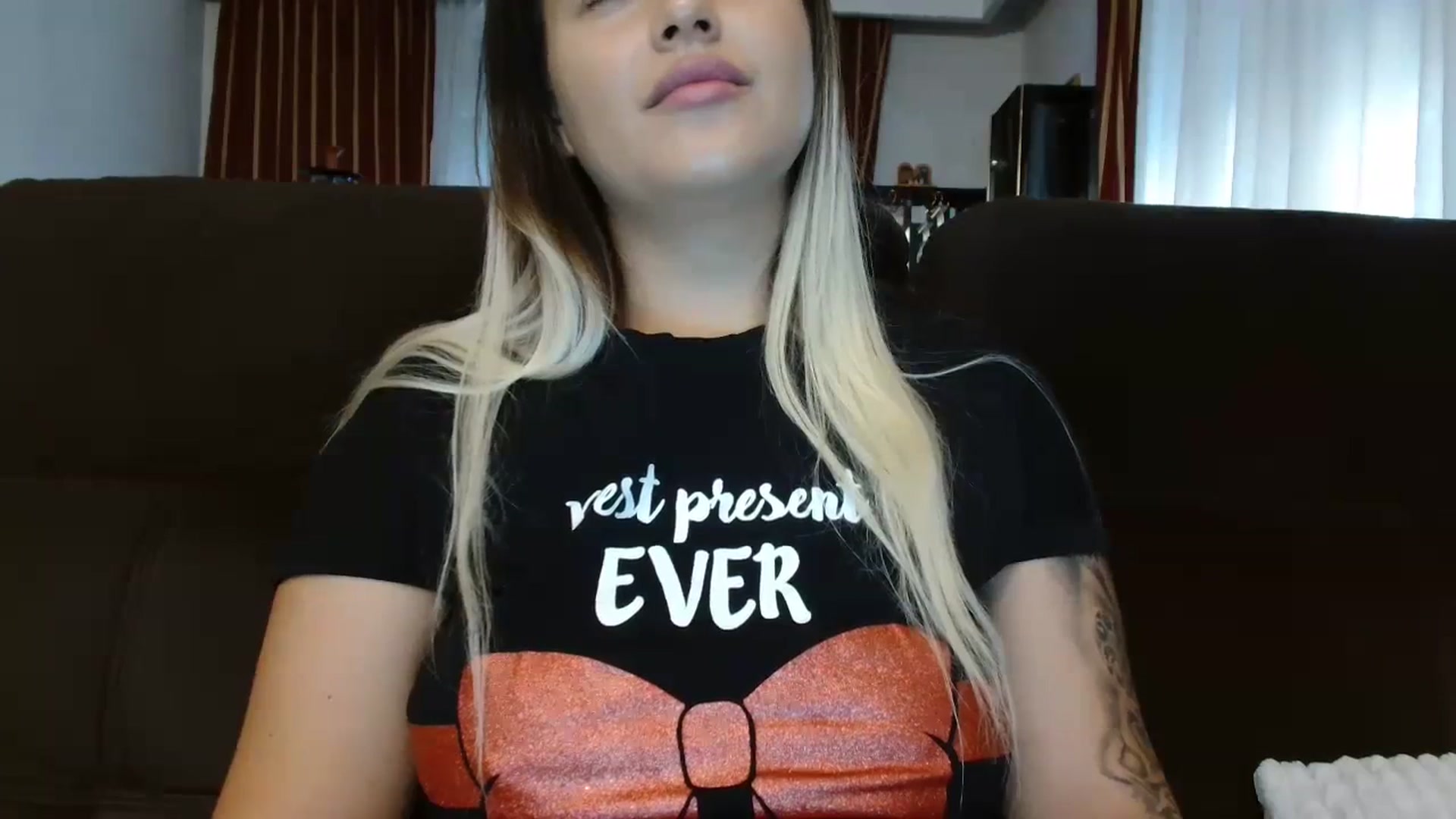 Gallery image thumbnail from MissDafina's myfreecams stream on, 10/24/2023, 07:10 image 10 of 20