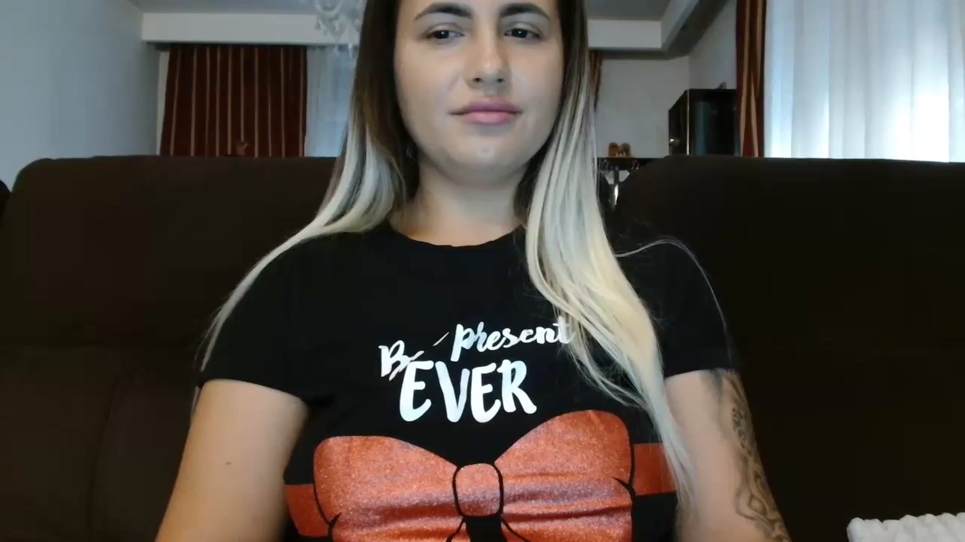 Gallery image thumbnail from MissDafina's myfreecams stream on, 10/24/2023, 07:10 image 3 of 20