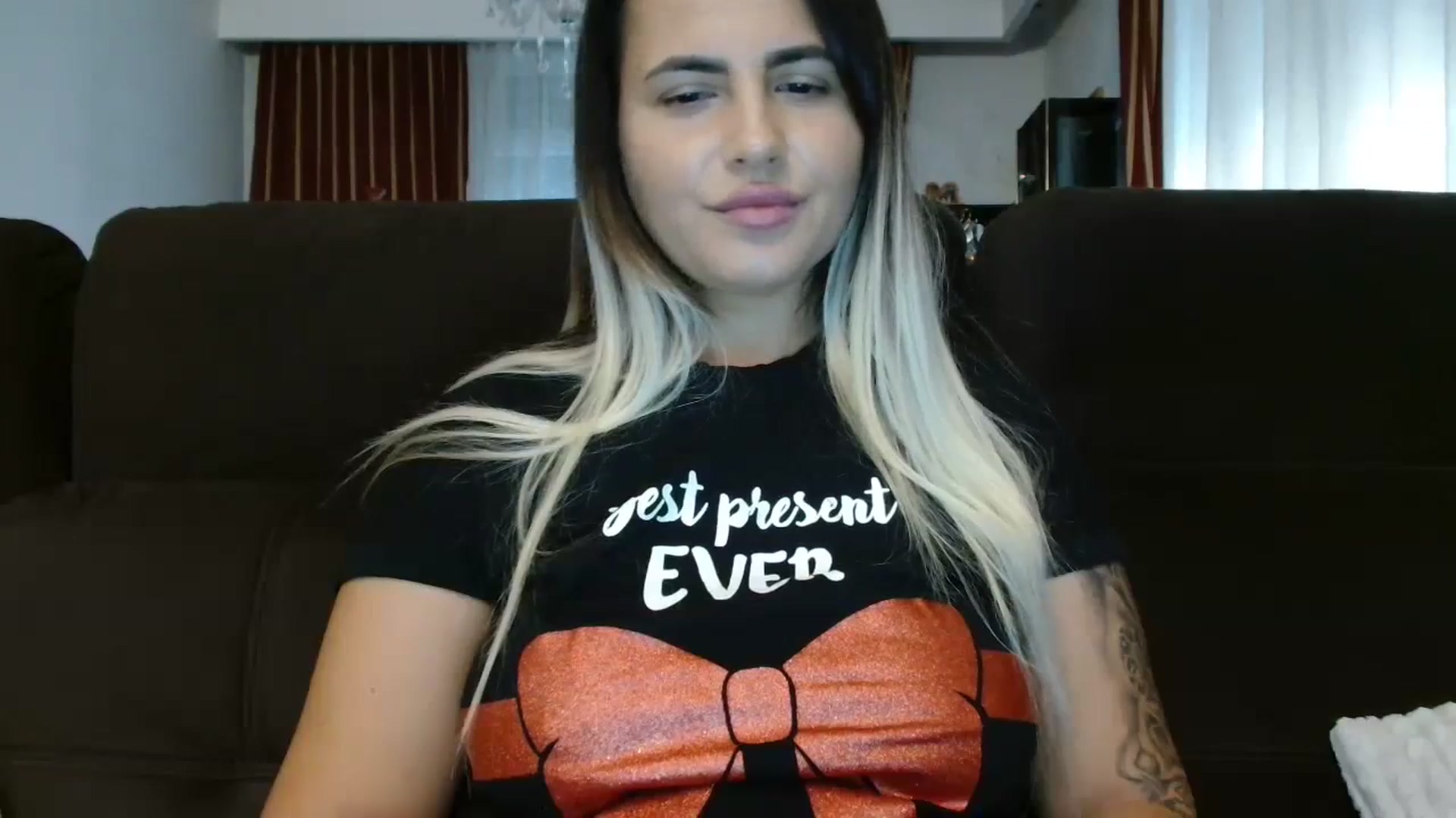 Gallery image thumbnail from MissDafina's myfreecams stream on, 10/24/2023, 07:10 image 19 of 20
